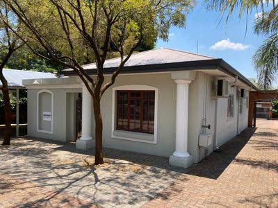 Commercial Property For Sale in Nieuw Muckleneuk, Pretoria